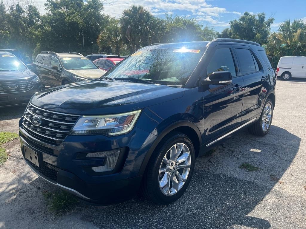 Ford Explorer XLT FWD 2017