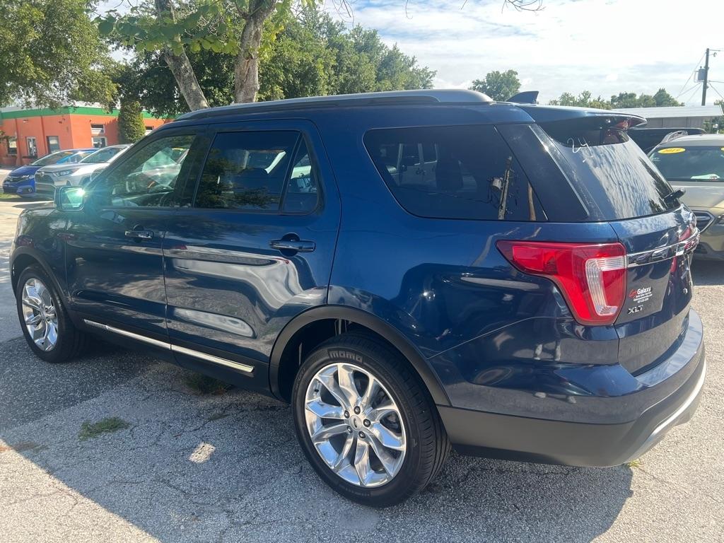 Ford Explorer XLT FWD 2017