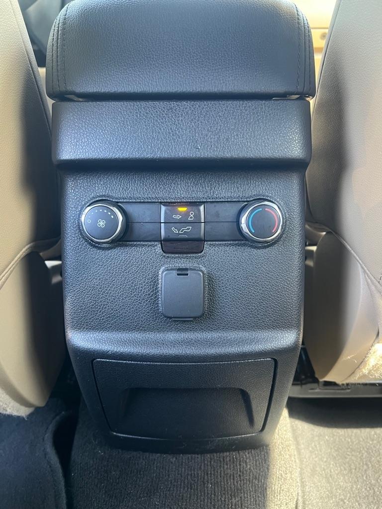 Ford Explorer XLT FWD 2017