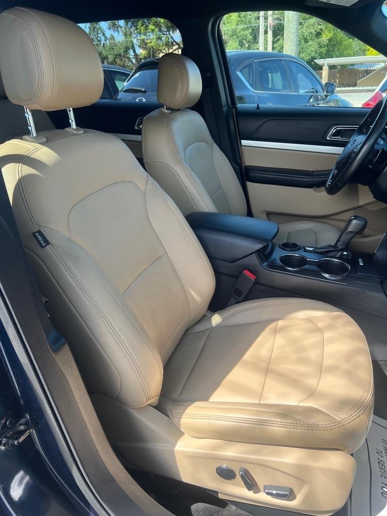 Ford Explorer XLT FWD 2017