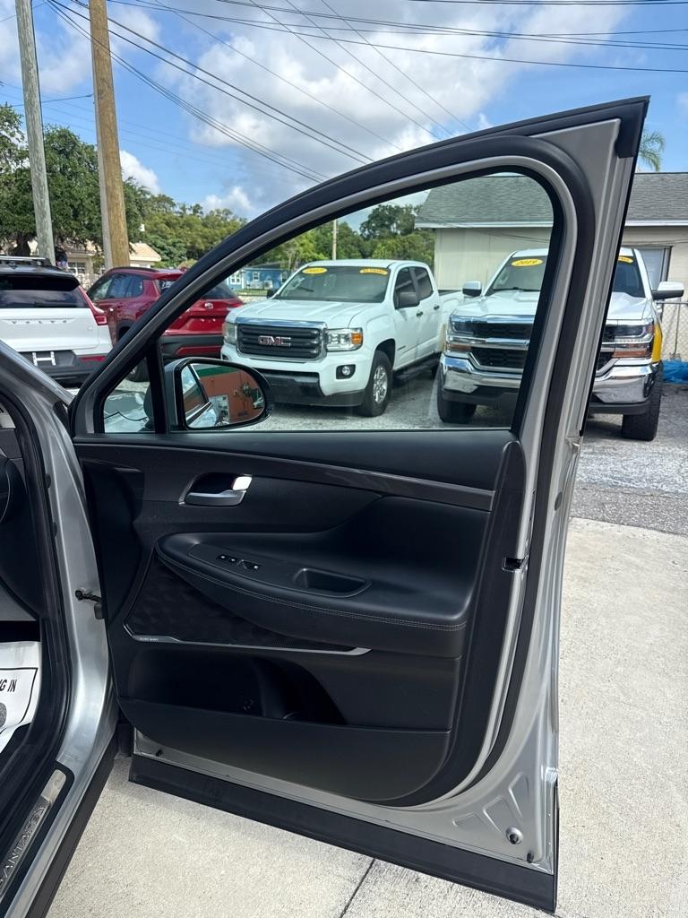 Hyundai Santa Fe SEL FWD 2021