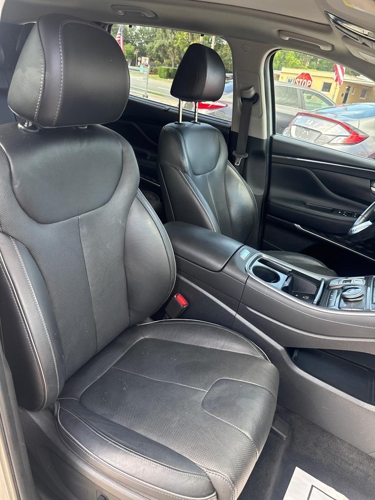 Hyundai Santa Fe SEL FWD 2021