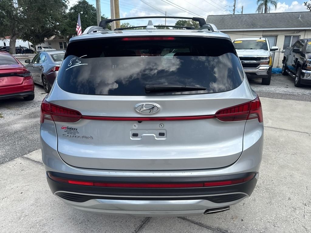 Hyundai Santa Fe SEL FWD 2021
