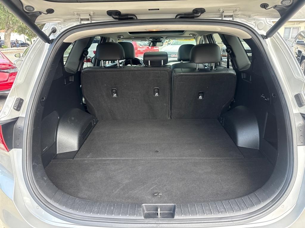 Hyundai Santa Fe SEL FWD 2021