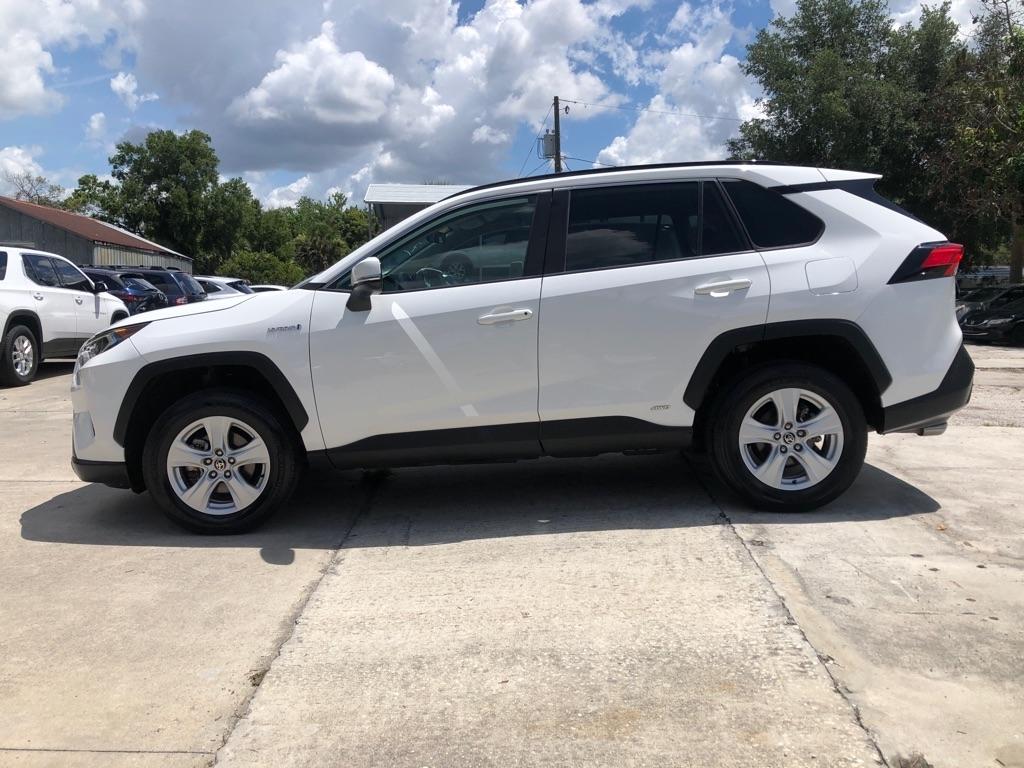 Toyota RAV4 Hybrid XLE AWD (Natl) 2021