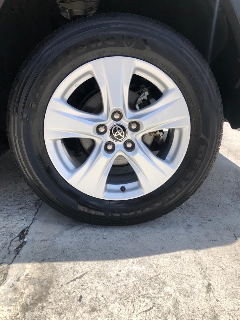 Toyota RAV4 Hybrid XLE AWD (Natl) 2021