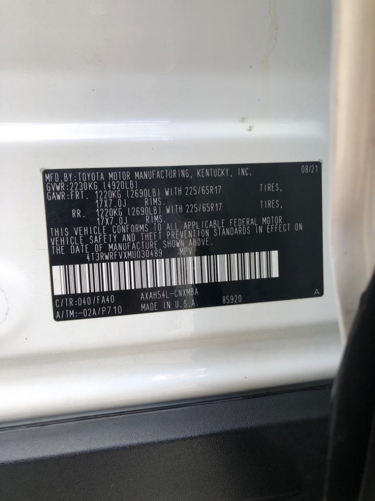 Toyota RAV4 Hybrid XLE AWD (Natl) 2021