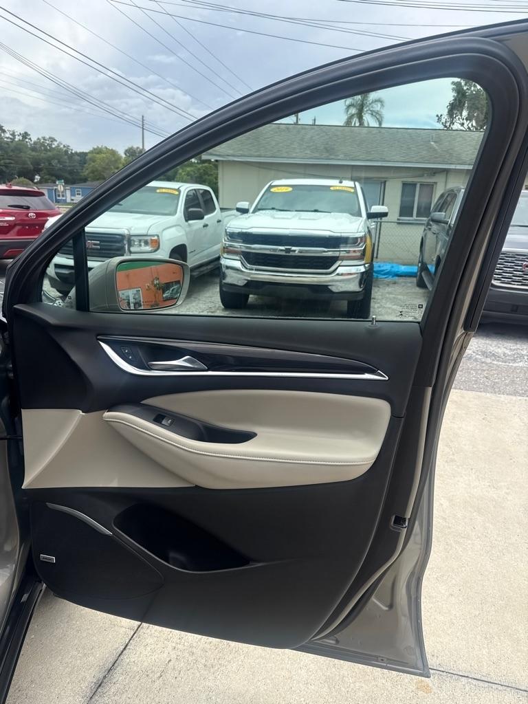 Buick Enclave FWD 4dr Premium 2018