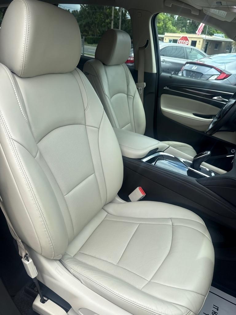 Buick Enclave FWD 4dr Premium 2018