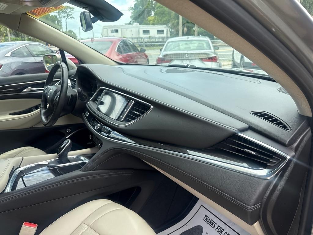 Buick Enclave FWD 4dr Premium 2018