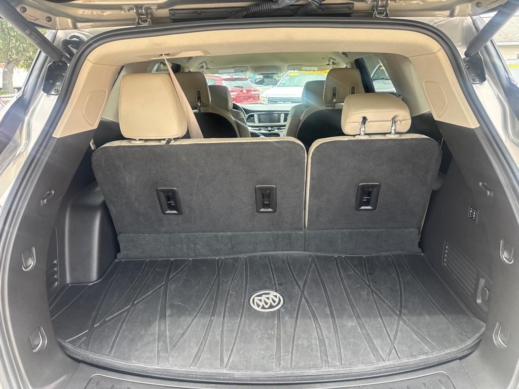Buick Enclave FWD 4dr Premium 2018