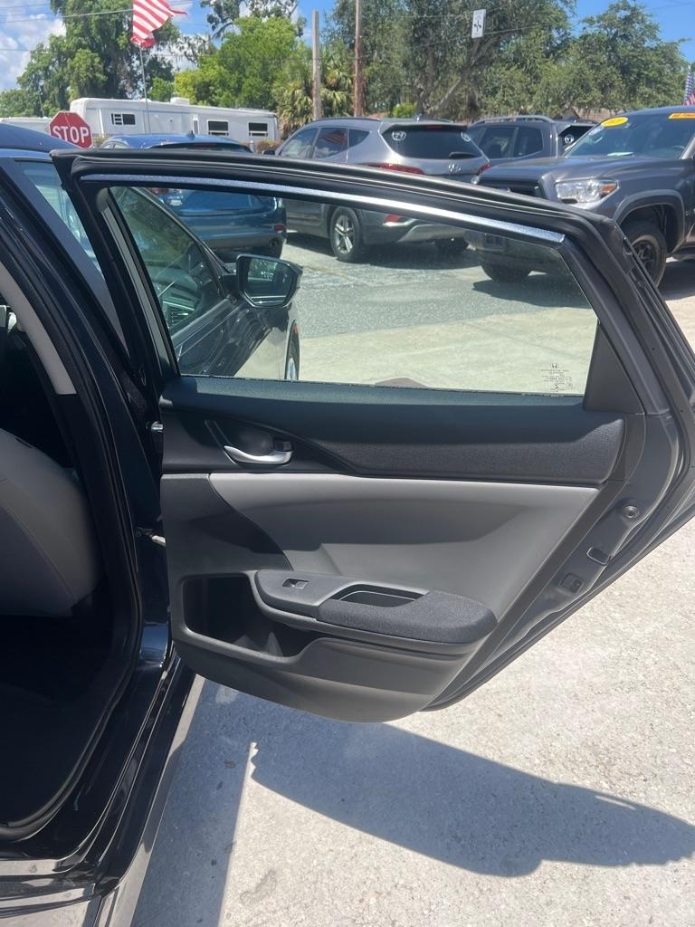 Honda Civic Sedan 4dr CVT LX 2016