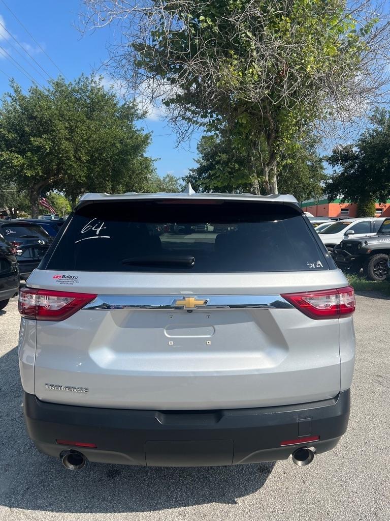 Chevrolet Traverse FWD 4dr LS w/1LS 2019