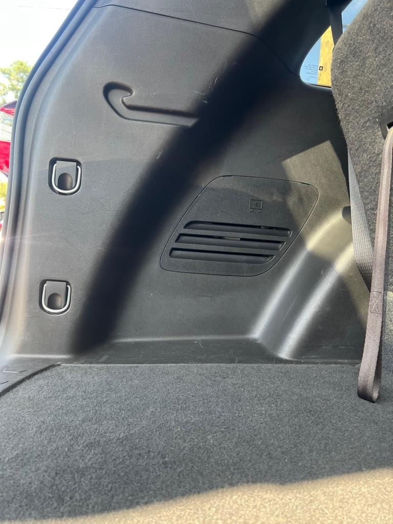 Chevrolet Traverse FWD 4dr LS w/1LS 2019