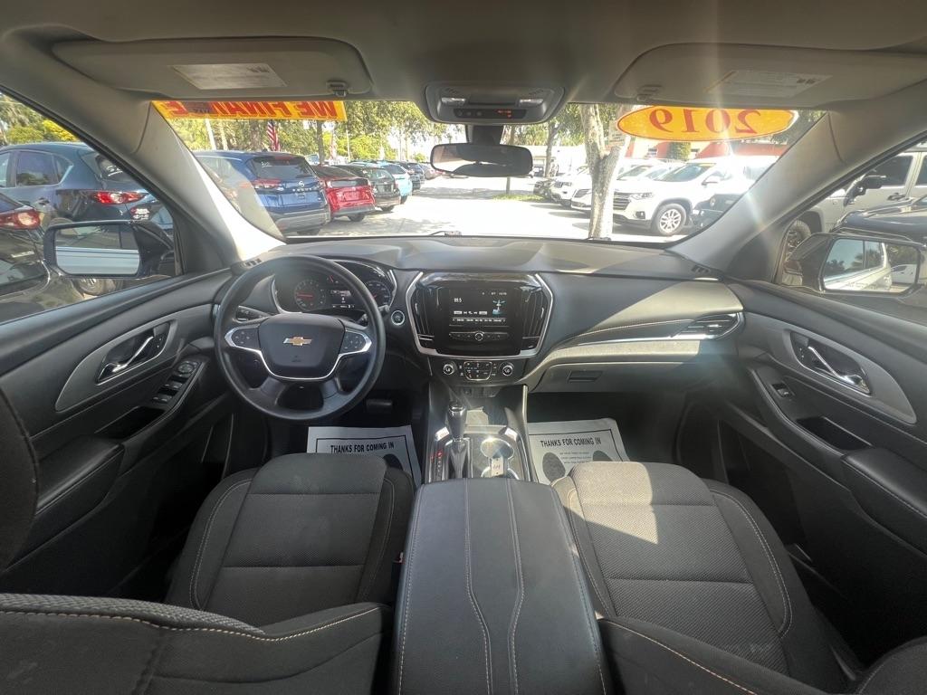 Chevrolet Traverse FWD 4dr LS w/1LS 2019