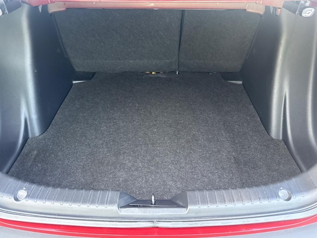 Toyota Yaris Sedan XLE Auto (Natl) 2019