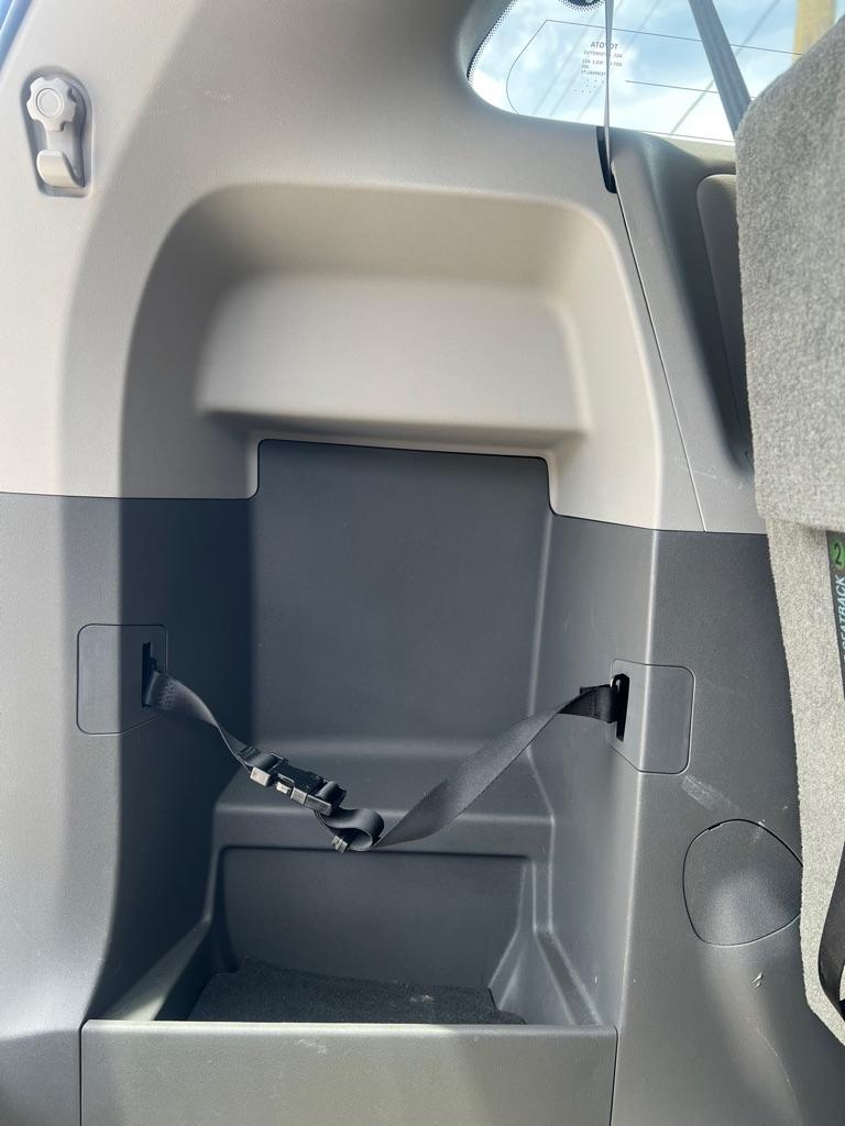 Toyota Sienna LE FWD 8-Passenger (Natl) 2017