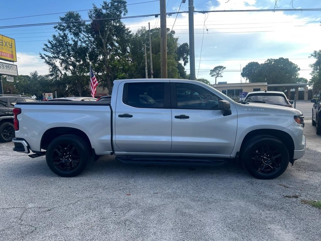 Chevrolet Silverado 1500 2WD Crew Cab 147" Custom 2022