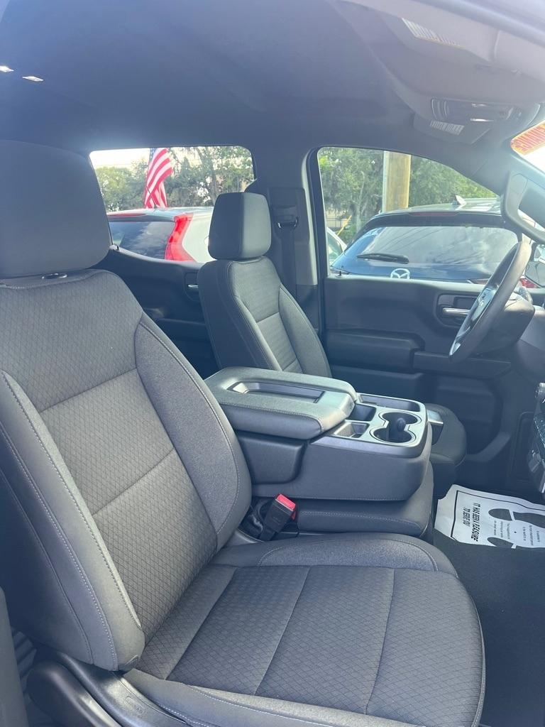 Chevrolet Silverado 1500 2WD Crew Cab 147" Custom 2022