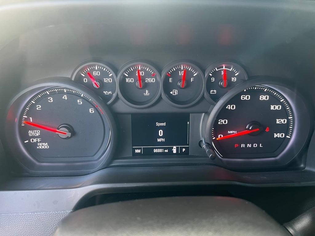 Chevrolet Silverado 1500 2WD Crew Cab 147" Custom 2022