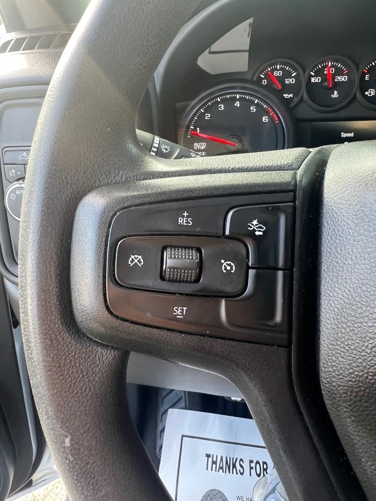 Chevrolet Silverado 1500 2WD Crew Cab 147" Custom 2022