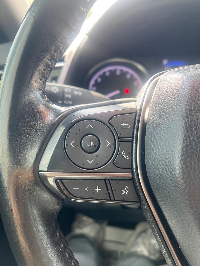 Toyota Camry Hybrid SE Nightshade CVT (Natl) 2023