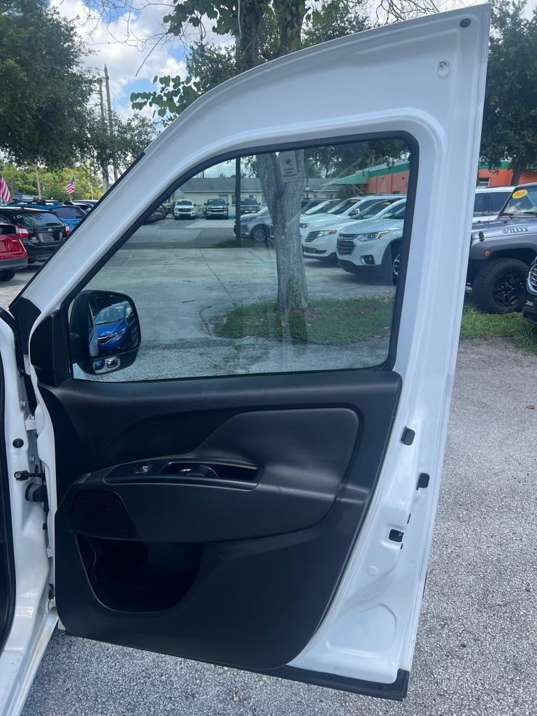 RAM ProMaster City Cargo Van 122" WB Tradesman SLT 2015