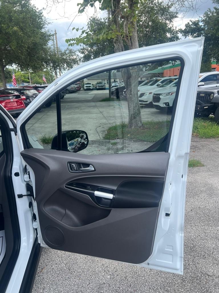 Ford Transit Connect Van XLT LWB w/Rear Symmetrical Doors 2022
