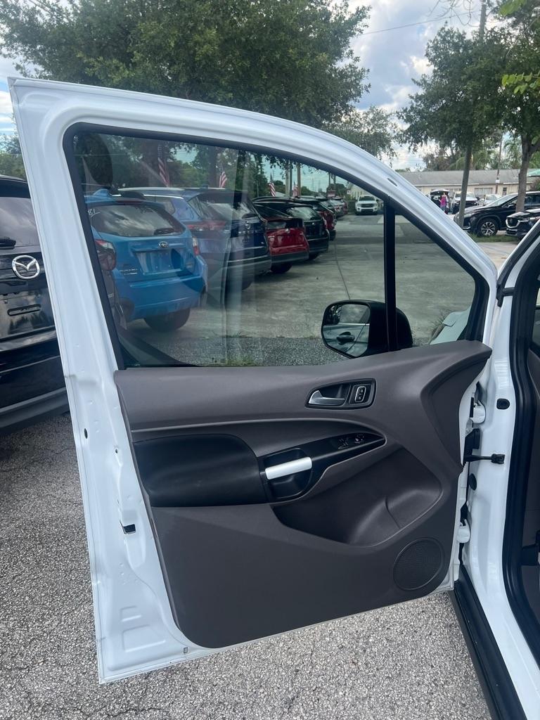 Ford Transit Connect Van XLT LWB w/Rear Symmetrical Doors 2022