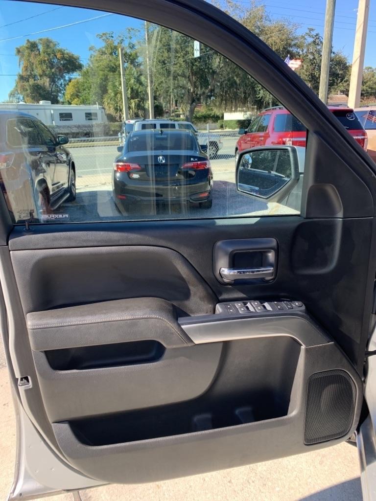 Chevrolet Silverado 1500 2WD Crew Cab 143.5" LT w/1LT 2018