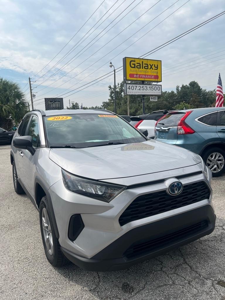Toyota RAV4 Hybrid LE AWD (Natl) 2022