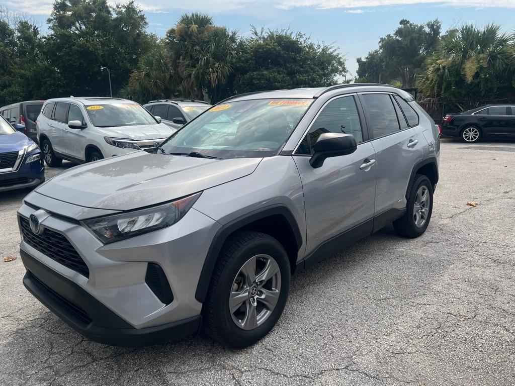 Toyota RAV4 Hybrid LE AWD (Natl) 2022