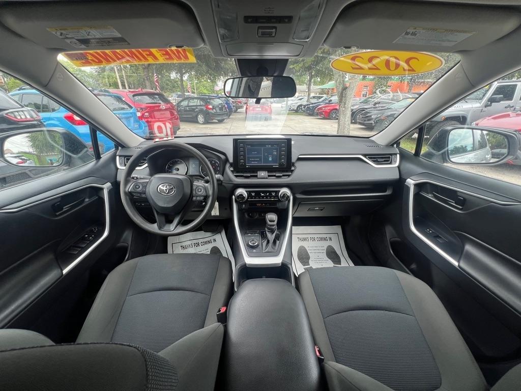 Toyota RAV4 Hybrid LE AWD (Natl) 2022