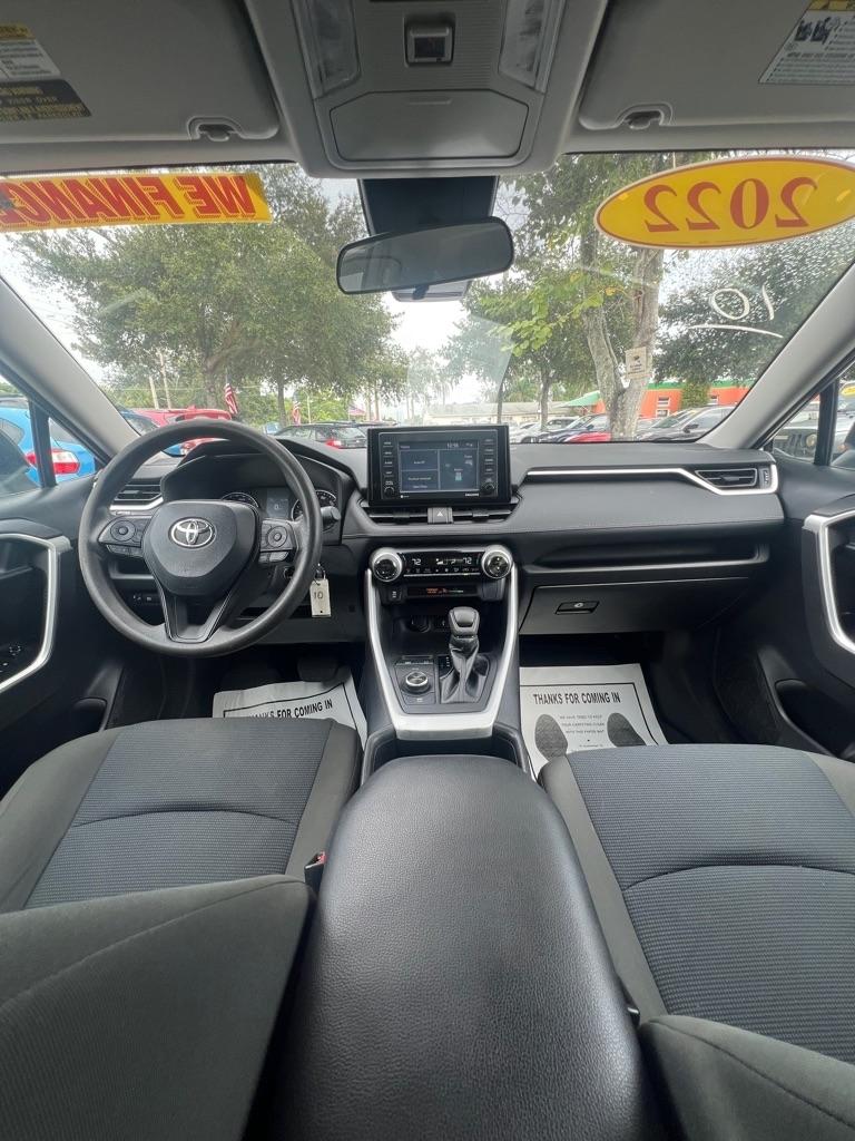Toyota RAV4 Hybrid LE AWD (Natl) 2022