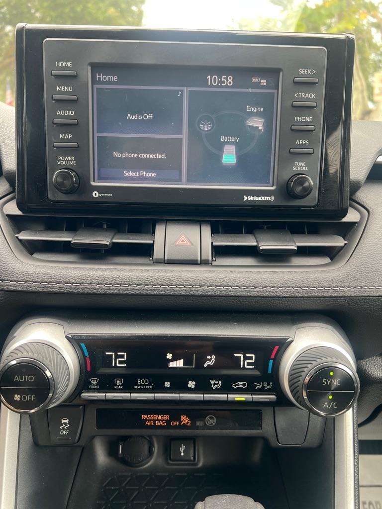 Toyota RAV4 Hybrid LE AWD (Natl) 2022