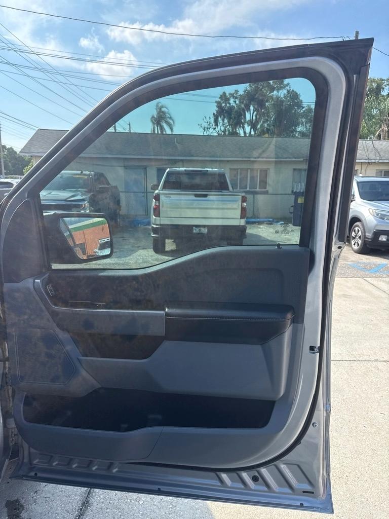 Ford F-150 XLT 2WD SuperCrew 5.5' Box 2023