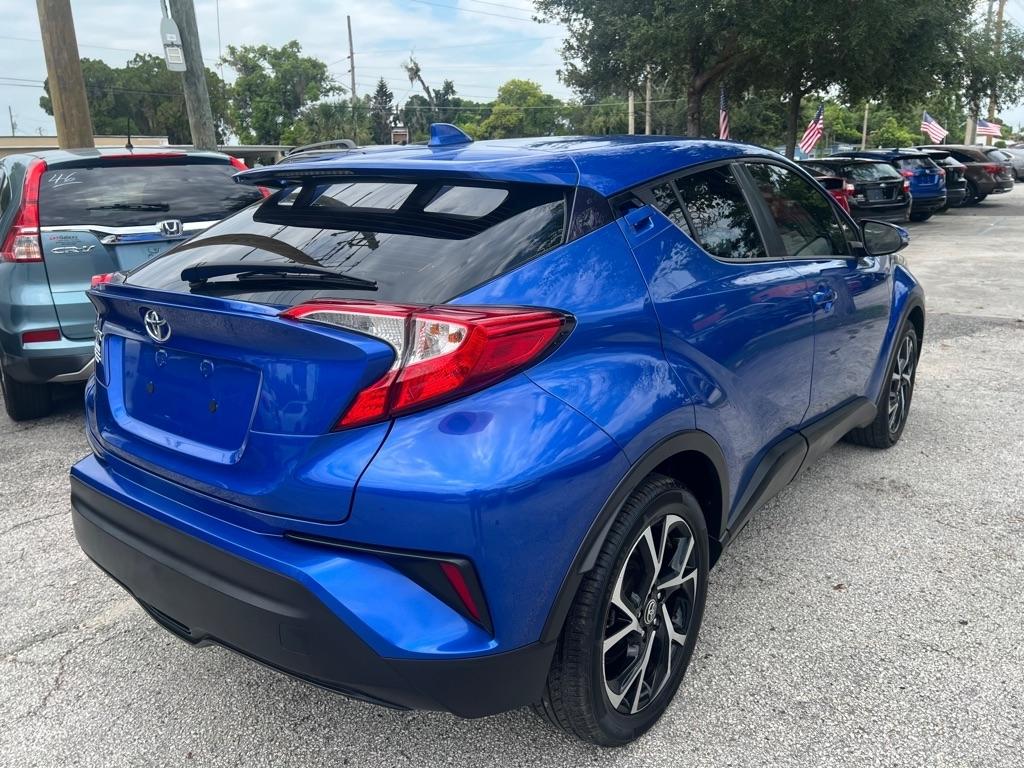 Toyota C-HR Nightshade FWD (Natl) 2021