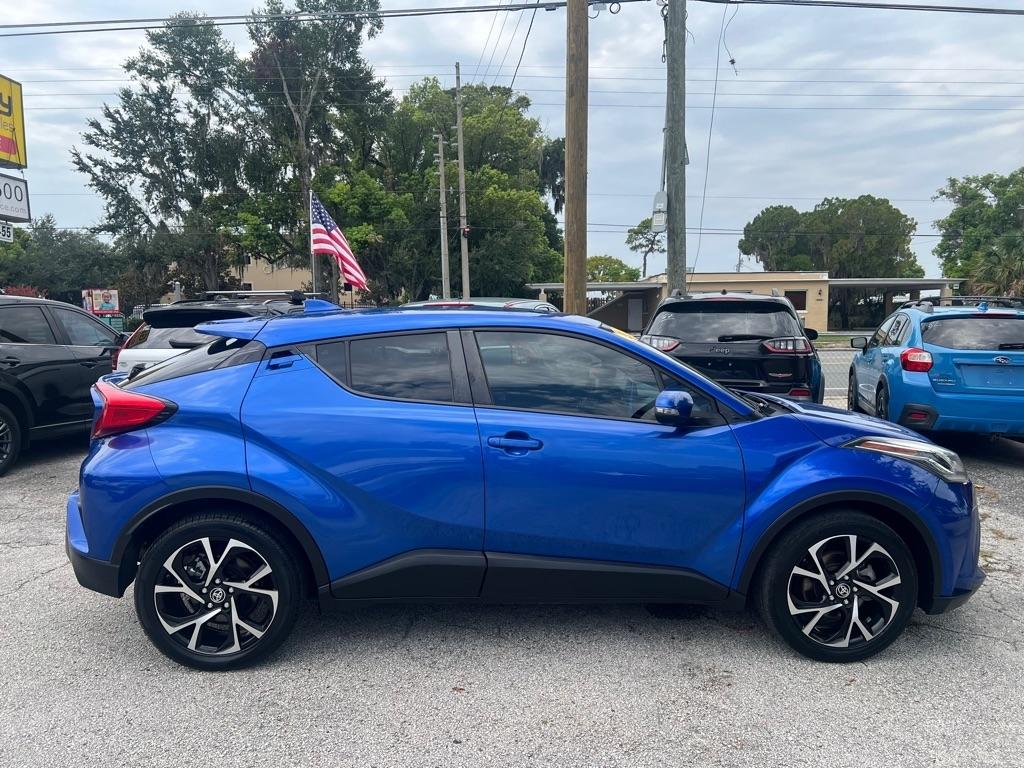 Toyota C-HR Nightshade FWD (Natl) 2021