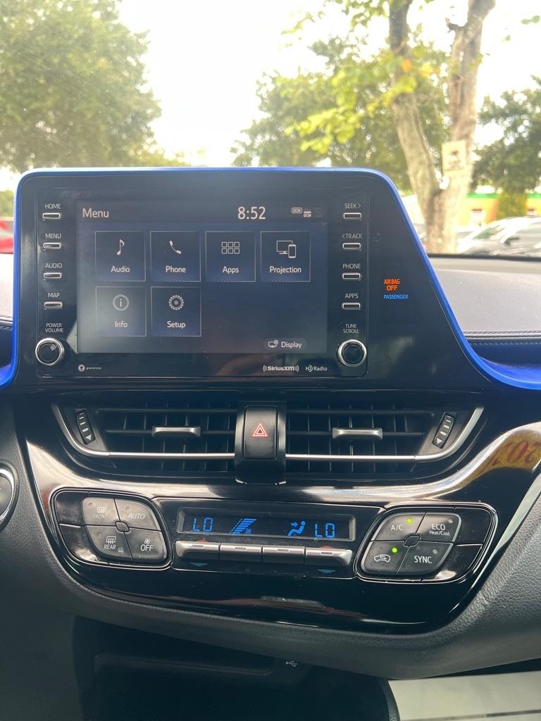 Toyota C-HR Nightshade FWD (Natl) 2021