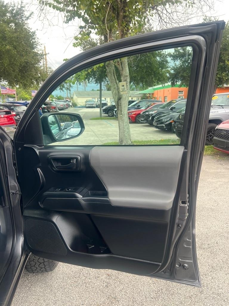 Toyota Tacoma 2WD SR5 Access Cab 6' Bed I4 AT (Natl) 2019