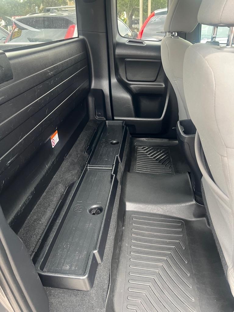 Toyota Tacoma 2WD SR5 Access Cab 6' Bed I4 AT (Natl) 2019