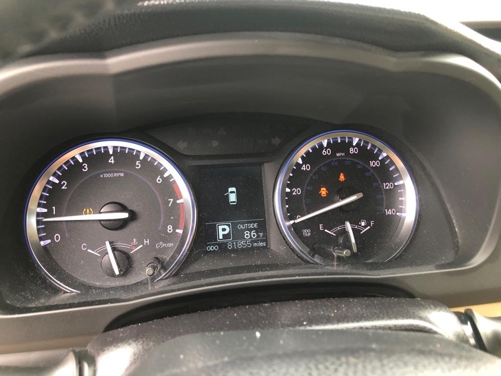 Toyota Highlander FWD 4dr V6 LE (Natl) 2015