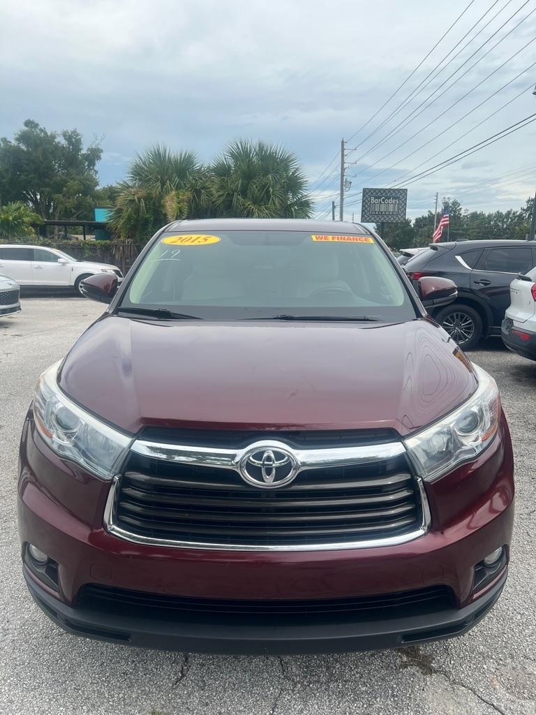 Toyota Highlander FWD 4dr V6 LE (Natl) 2015