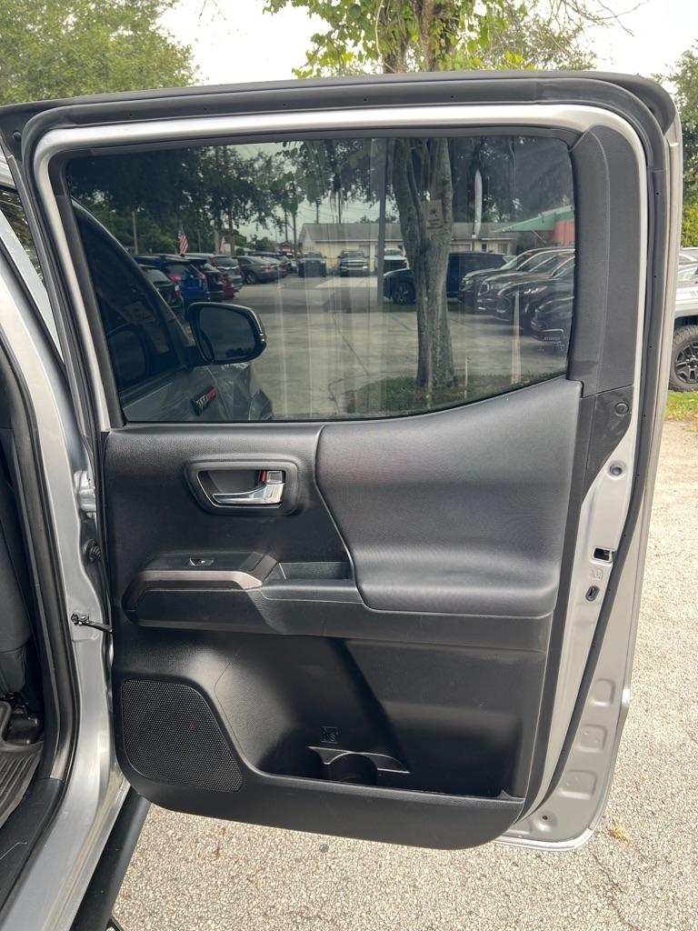 Toyota Tacoma 4WD TRD Off Road Double Cab 5' Bed V6 MT (Natl) 2021