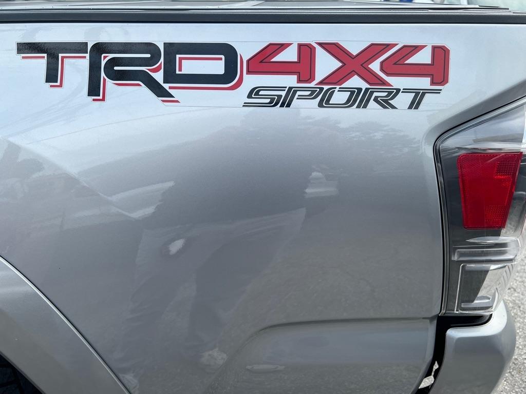 Toyota Tacoma 4WD TRD Off Road Double Cab 5' Bed V6 MT (Natl) 2021