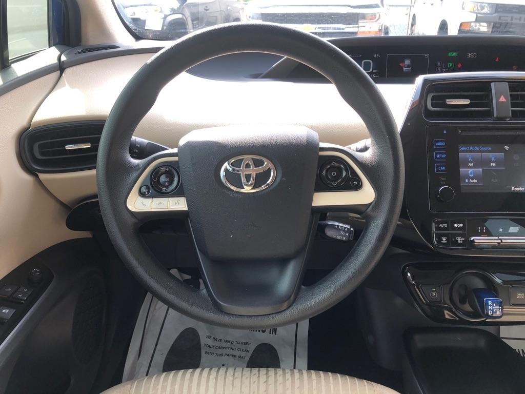 Toyota Prius 5dr HB Two (Natl) 2016