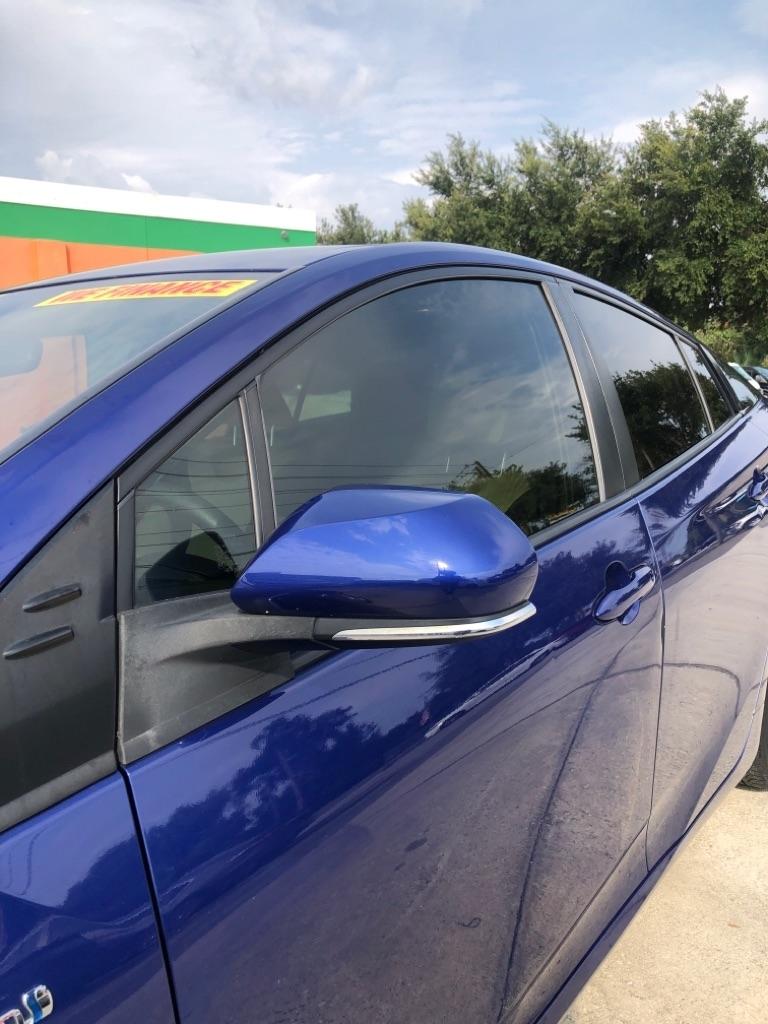 Toyota Prius 5dr HB Two (Natl) 2016