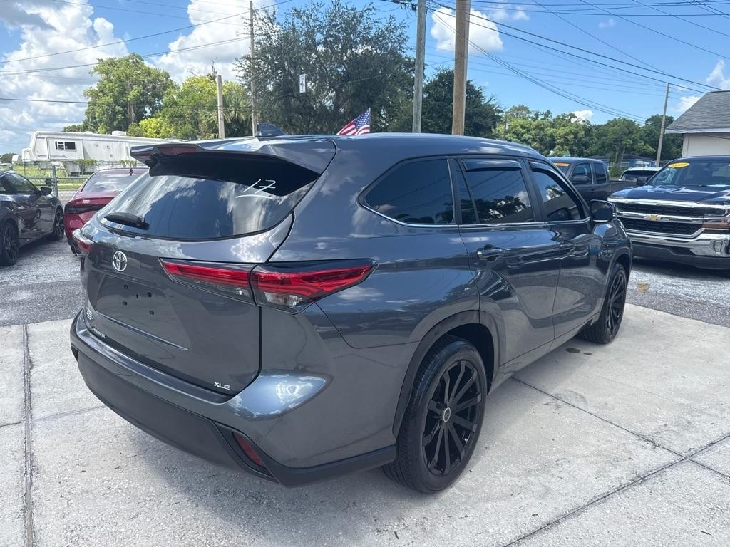 Toyota Highlander Platinum FWD (Natl) 2023