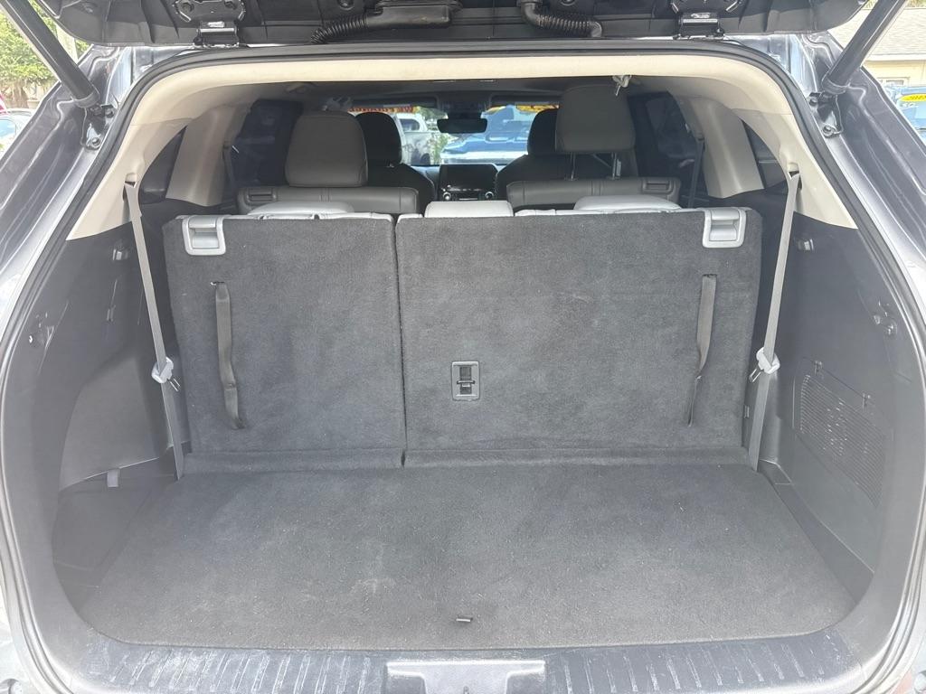 Toyota Highlander Platinum FWD (Natl) 2023