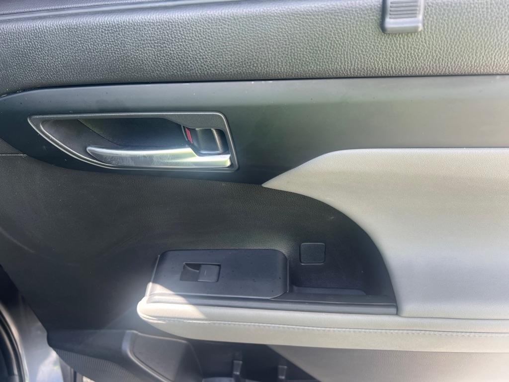 Toyota Highlander Platinum FWD (Natl) 2023
